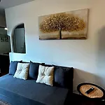 Terrace By The Waves With Heated Pool Daire