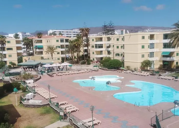 Terrace By The Waves With Heated Pool Апартаменты *