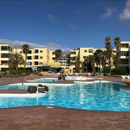 Apartment Terrace By The Waves With Heated Pool