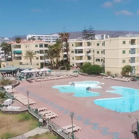 Terrace By The Waves With Heated Pool Apartment *
